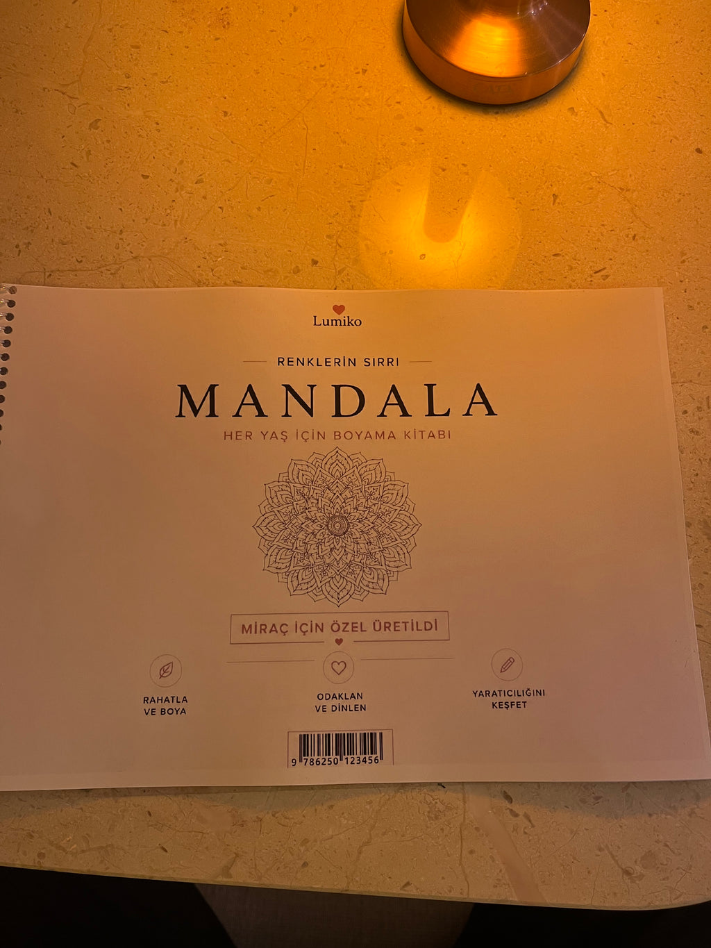 Lumiko Renklerin Sırrı Büyükler İçin Mandala Boyama Kitabı